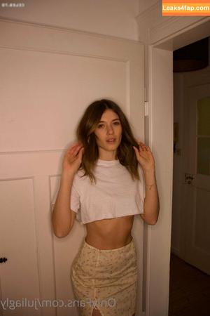 juliagly photo #0199