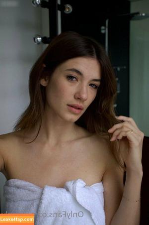 juliagly photo #0205
