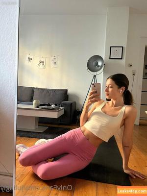 juliagly photo #0241