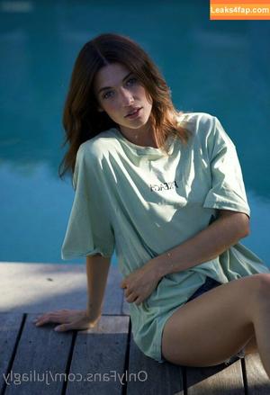 juliagly photo #0249
