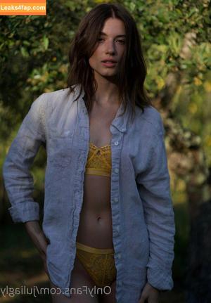 juliagly photo #0263