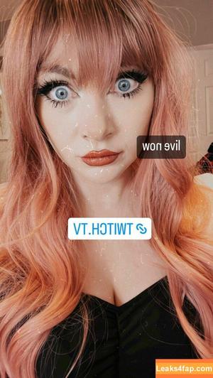 JustaMinx photo #0001