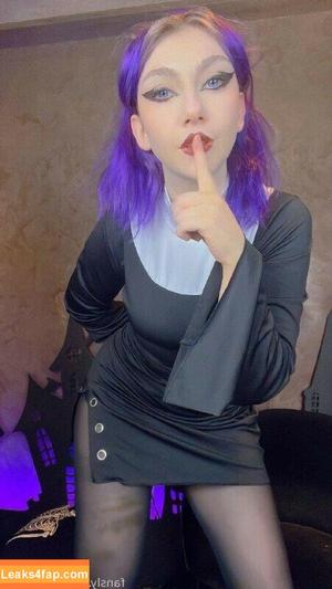 JustaMinx photo #0241