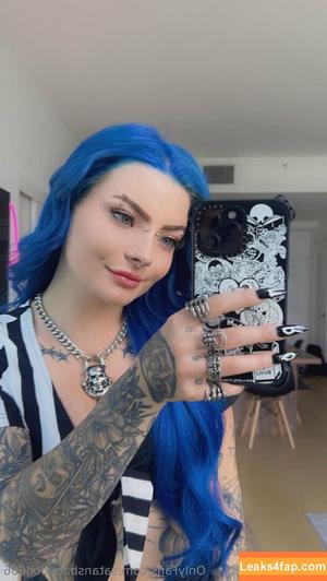 Justine Schiavone photo #0010