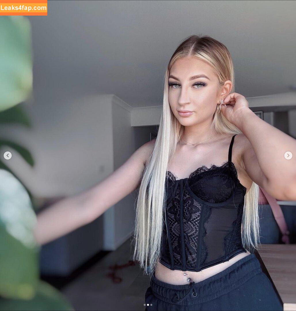 justmaddyx /  leaked photo photo #0025