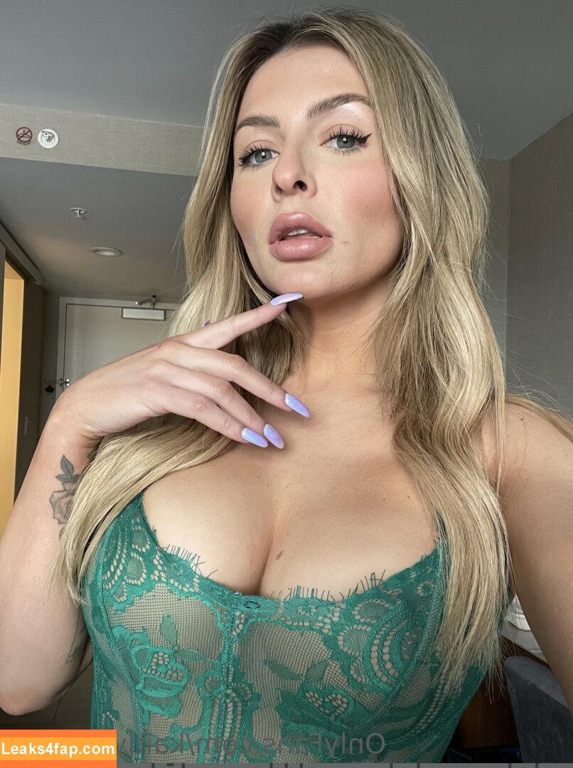 Kaitlyn / k8lyn096 / kaitlynbristowe / kaitlynwithak leaked photo photo #0001