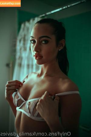 Kamila Davies photo #0048