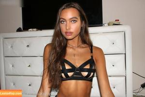 Kamila Davies photo #0094