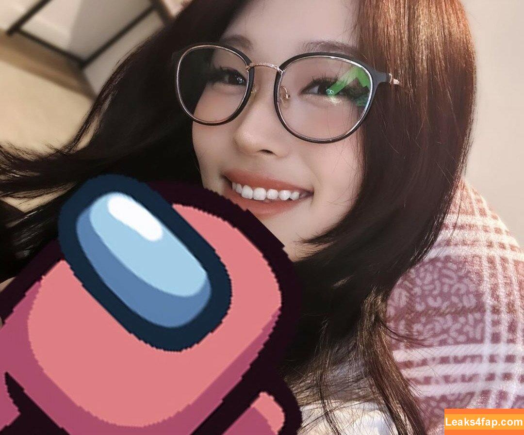 Kang Hee Yoon / Aikuros / Hyoon / floaromaa leaked photo photo #0148
