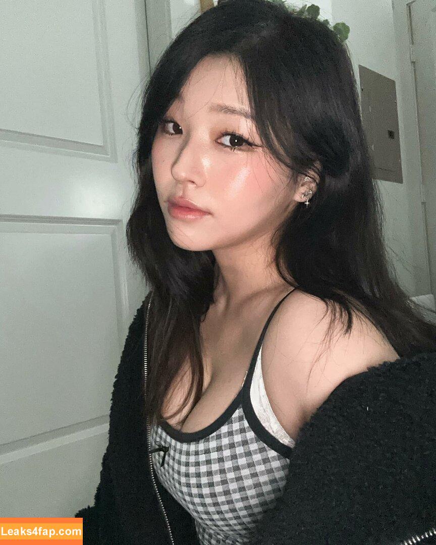 Kang Hee Yoon / Aikuros / Hyoon / floaromaa leaked photo photo #0199