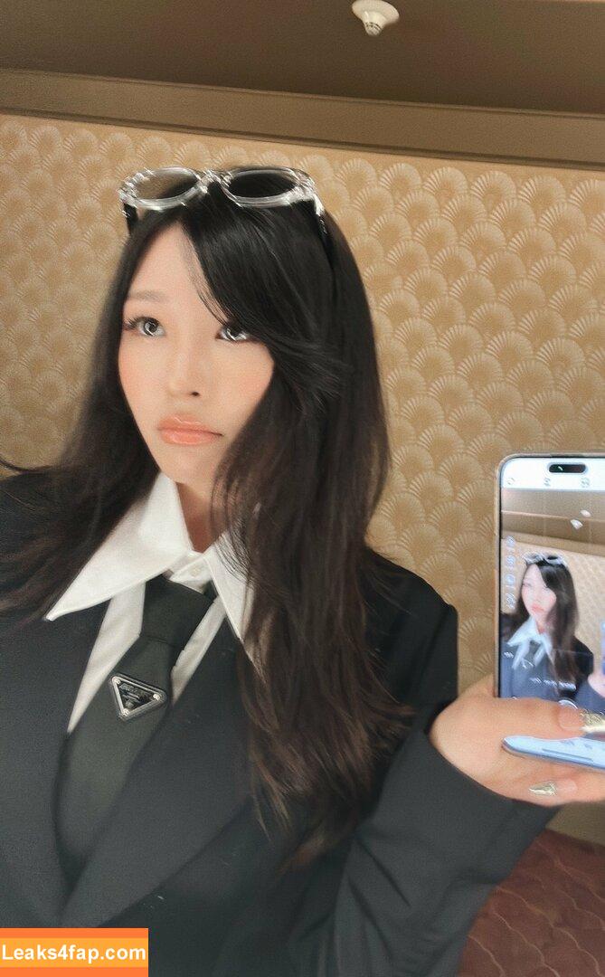 Kang Hee Yoon / Aikuros / Hyoon / floaromaa leaked photo photo #0242