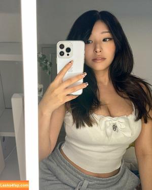 Kang Hee Yoon photo #0221
