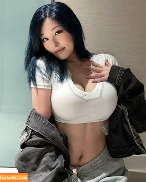Kang Hee Yoon photo #0286