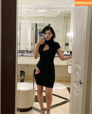 Kang Hee Yoon photo #0309