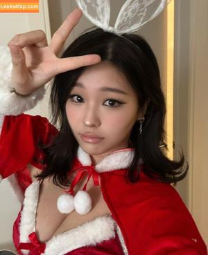 Kang Hee Yoon photo #0415
