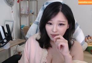 Kang Hee Yoon photo #0496