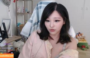 Kang Hee Yoon photo #0500