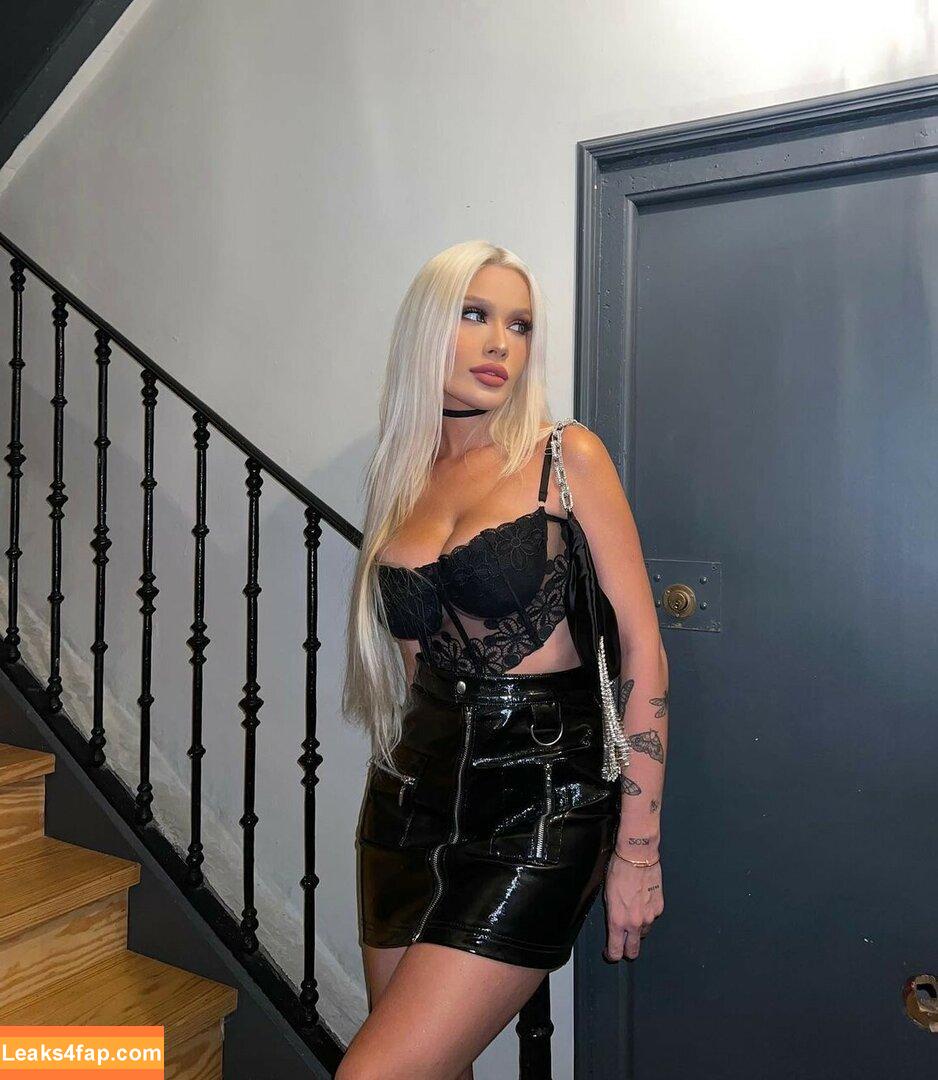 Karoline Lima / brunalima / karolinel leaked photo photo #0005