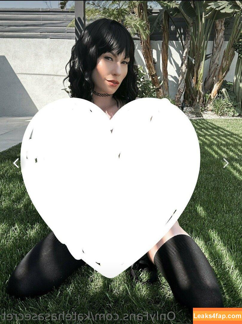 Kate Elliott / KateIsOnline / Katers17 / Secret Vivi / katehasasecret / kateinreallife leaked photo photo #0023
