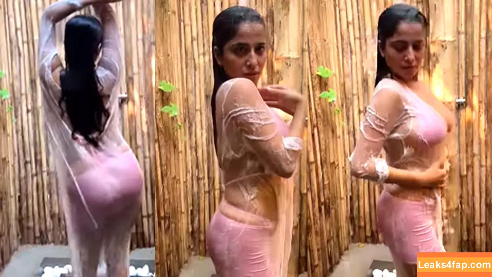 Kate Sharma /  leaked photo photo #0001