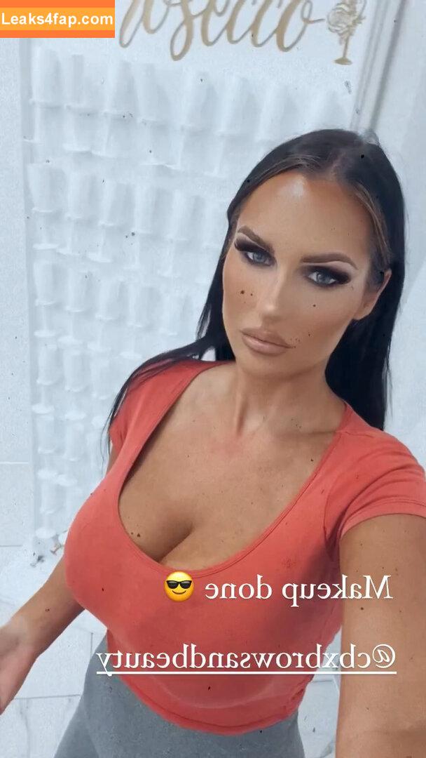 Katie P / k_a_t_i_e__p / katieprice leaked photo photo #0019