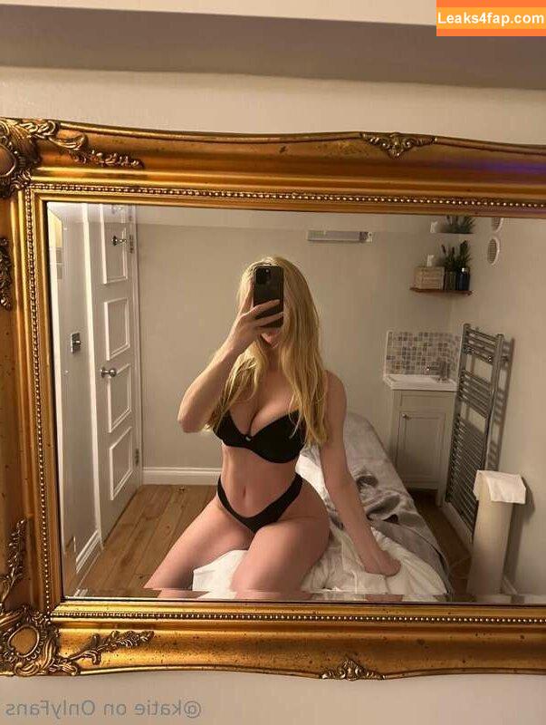 Katie / katieeesh leaked photo photo #0048