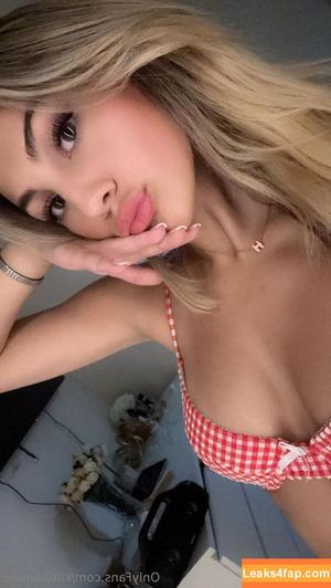 katiebaeee photo #0001