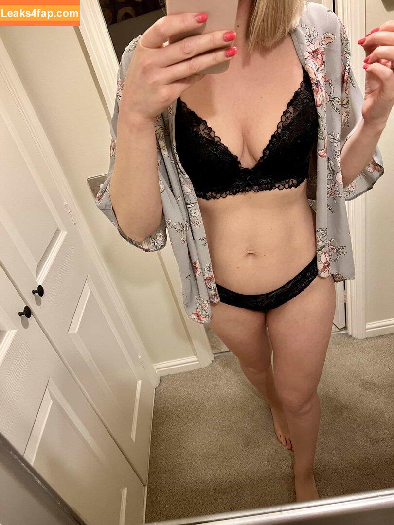 Katy Lou / xkatyloux / xkatylouxx leaked photo photo #0022