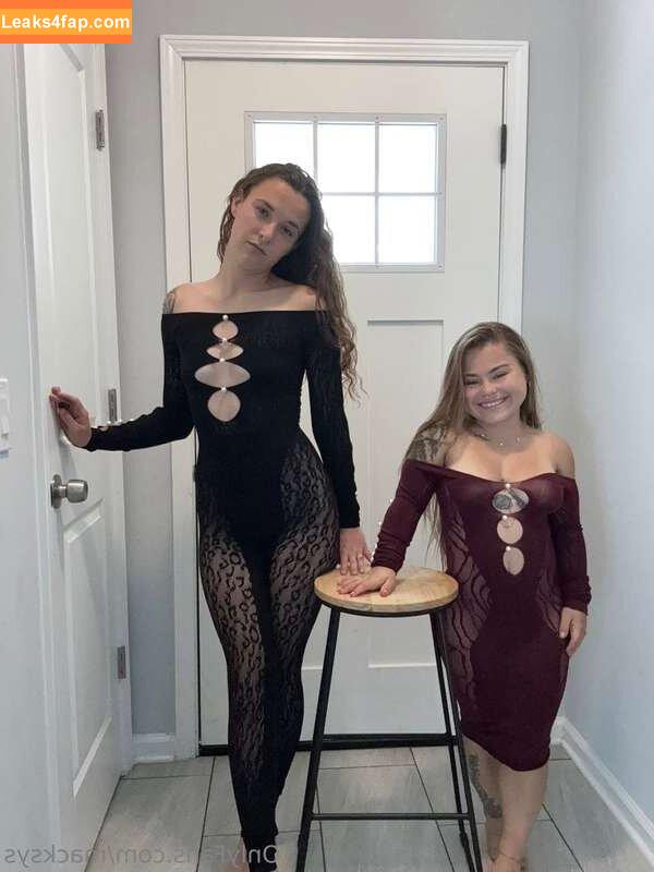 Kayla & Kenz /  leaked photo photo #0005