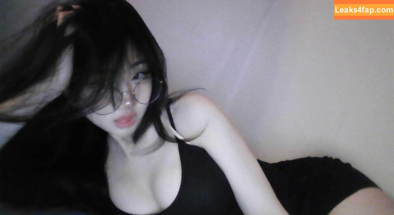 kayla.vy /  / Asian Baby Girl leaked photo photo #0307