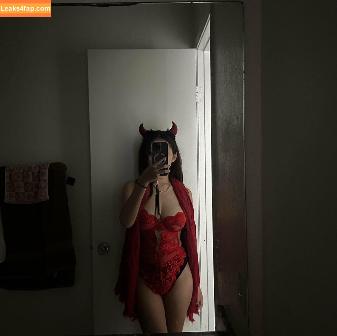 kayla.vy /  / Asian Baby Girl leaked photo photo #0793