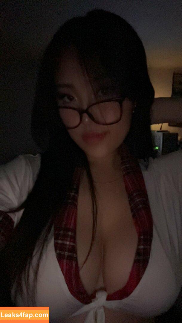kayla.vy /  / Asian Baby Girl leaked photo photo #1115