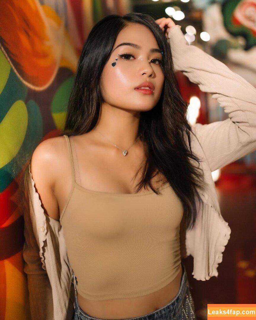 kayla.vy /  / Asian Baby Girl leaked photo photo #2135