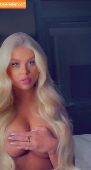 Kaylyn Slevin photo #0064