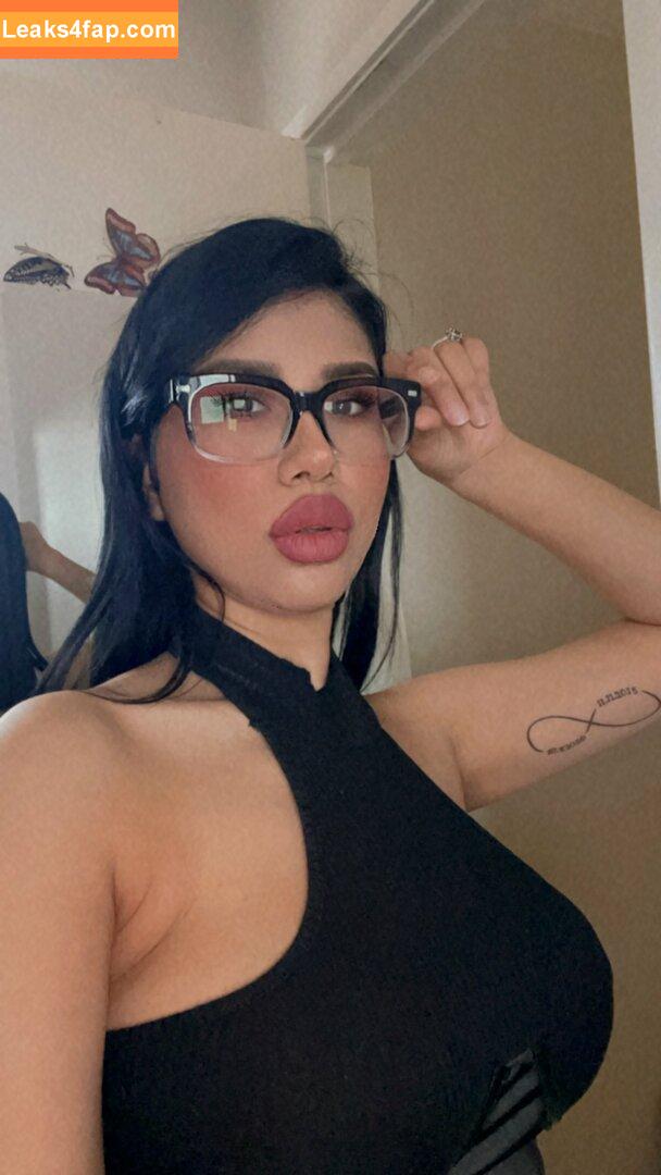 Keepingupwithjaz / _keepingupwithjaz_ / _yourstrulyjaz_ / keepingupwithkayla / yourstrulyjaz leaked photo photo #0011