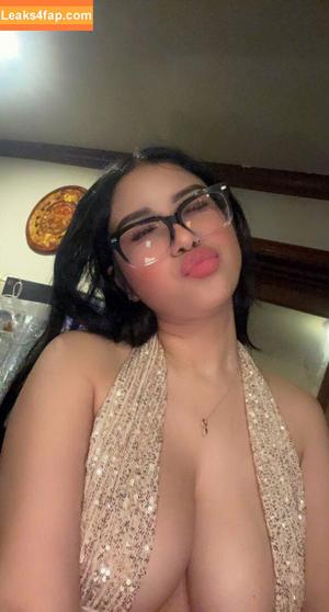 Keepingupwithjaz photo #0003