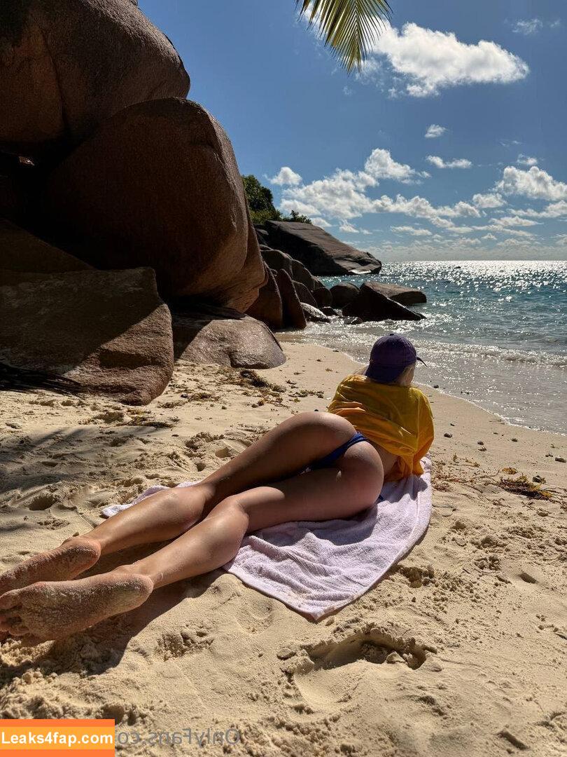 Kimoriiii / lovely_monic / monica_qwe / monica_qwe69 / sweet_tinker_bell leaked photo photo #0035