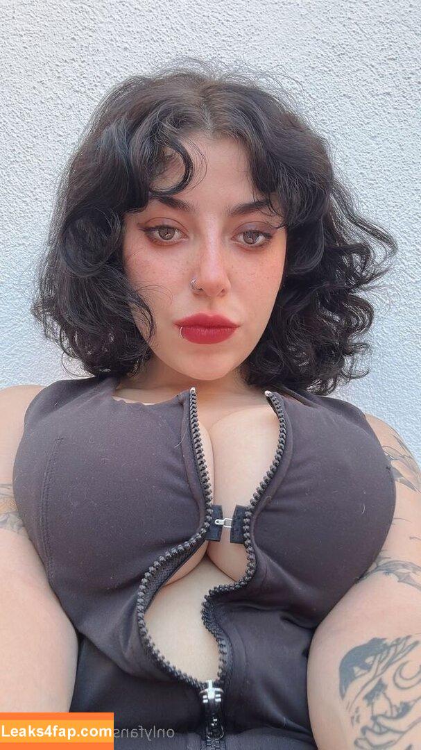 kittydanx / kittymikiblue / mikiblue leaked photo photo #0009