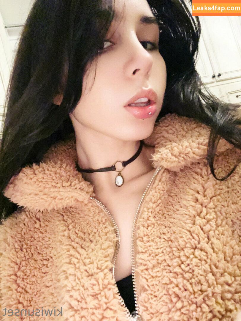 Kiwi Sunset / Snapchat / kiwi_sunset / kiwiisunset / kiwisunset leaked photo photo #0234