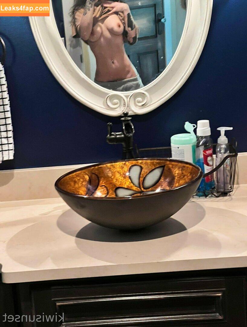 Kiwi Sunset / Snapchat / kiwi_sunset / kiwiisunset / kiwisunset leaked photo photo #0578