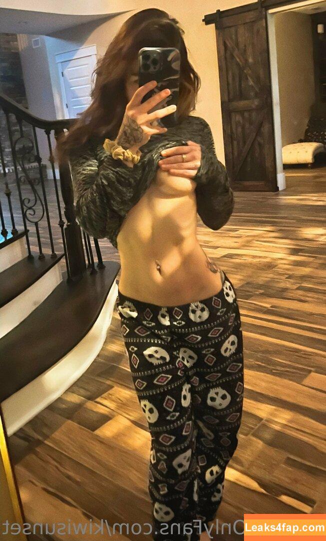 Kiwi Sunset / Snapchat / kiwi_sunset / kiwiisunset / kiwisunset leaked photo photo #0816