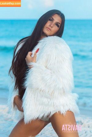 Kortni Gilson фото #0001