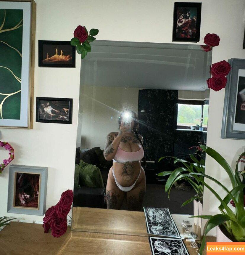 krhayyne / https: leaked photo photo #0032