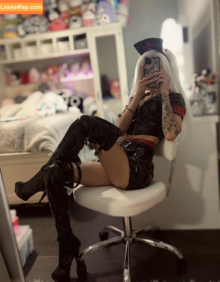 Kylee Carter / justfoxii / kyleecarterrr leaked photo photo #0003