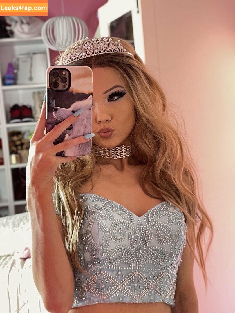 Kylee Carter / justfoxii / kyleecarterrr leaked photo photo #0064