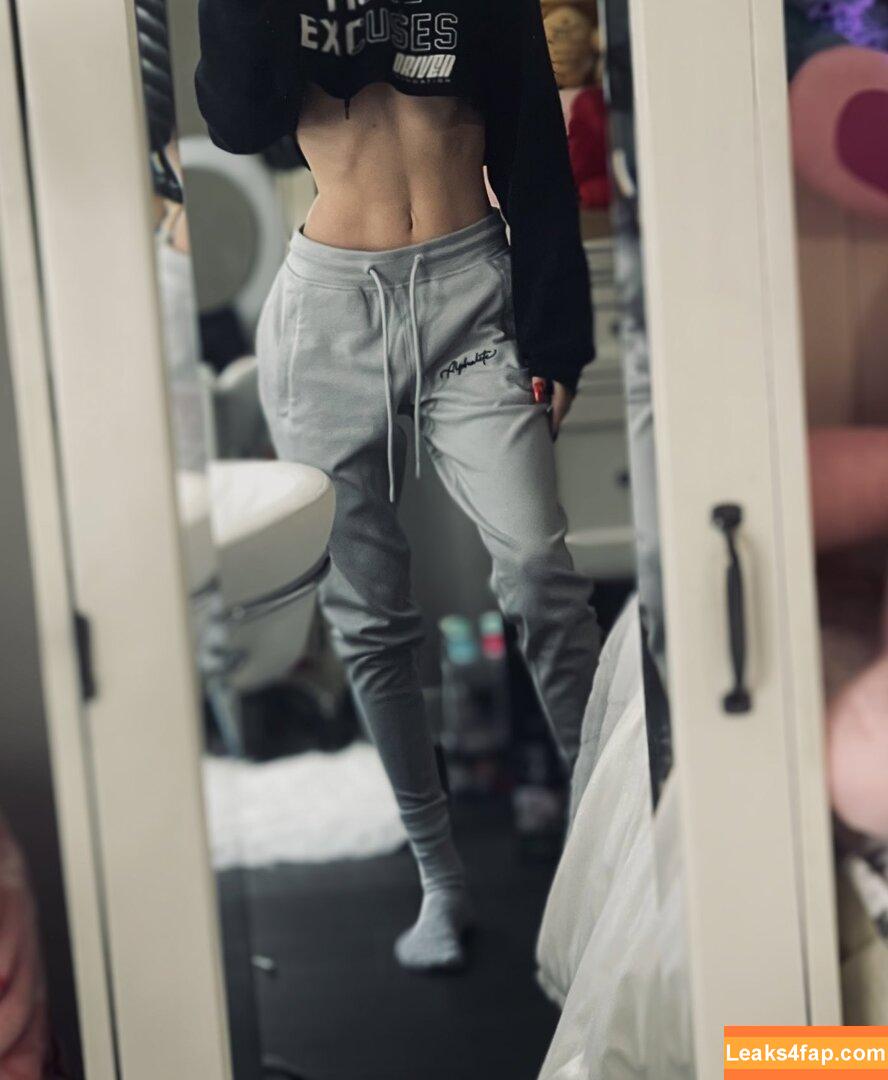 Kylee Carter / justfoxii / kyleecarterrr leaked photo photo #0424