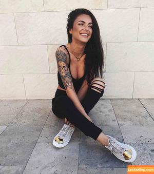 Kylie Rae Hall photo #0007