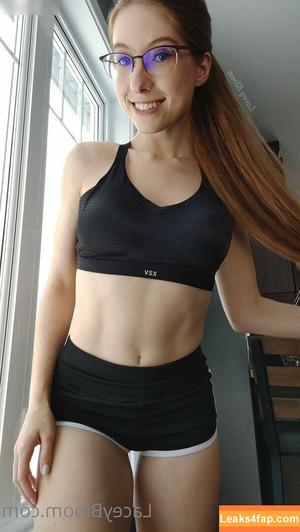 Lacey Bloom photo #0105
