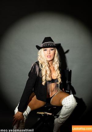 Lacey Evans photo #0052