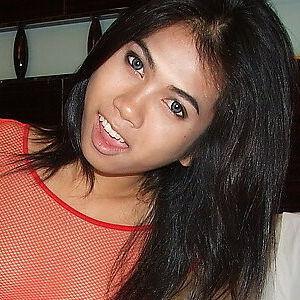 Ladyboy Guide photo #0002